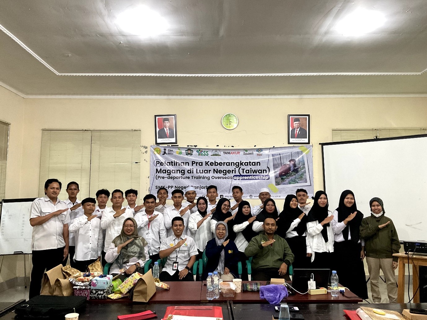 News, Persiapan Magang Luar Negeri, Petani Muda Kalimantan Selatan Siap di Berangkatkan, #ProgramYESSKalimantanSelatan #SMKPPNBanjarbaru,#magangluarnegeri,#magangtaiwan,#magangpertanian